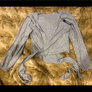 Brand New Hollister Reversible Grey Wrap Crop Top
